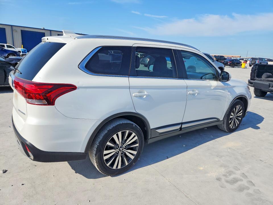 2019 Mitsubishi Outlander მანქანა იყიდება აუქციონზე, vin: JA4AD3A34KZ007710, აუქციონის ნომერი: 52955946