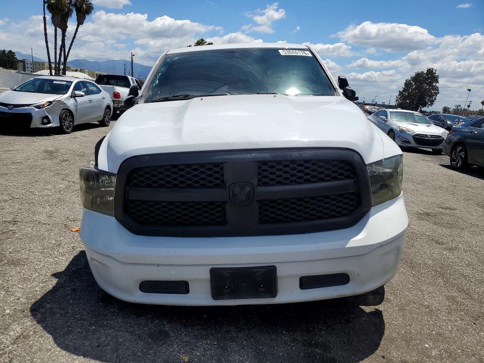 53946176 :رقم المزاد ، 1C6RR6KM5FS613509 vin ، 2015 Ram 1500 مزاد بيع