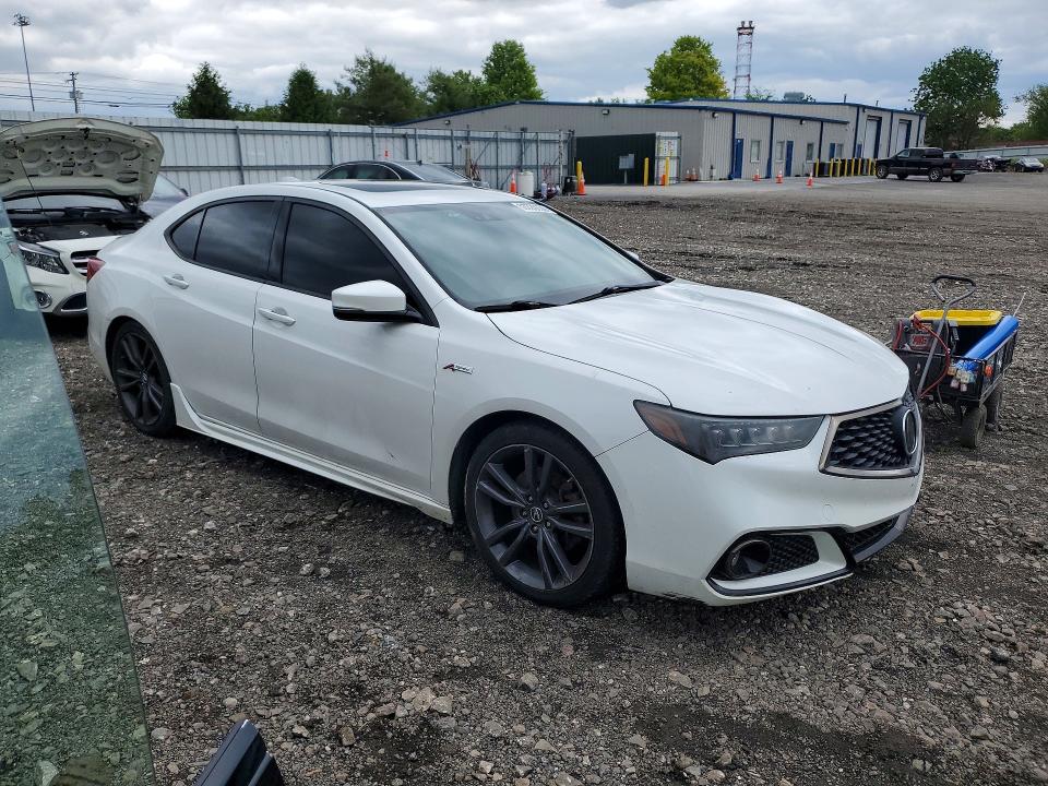 53720636 :رقم المزاد ، 19UUB2F67JA009018 vin ، 2018 Acura Tlx مزاد بيع