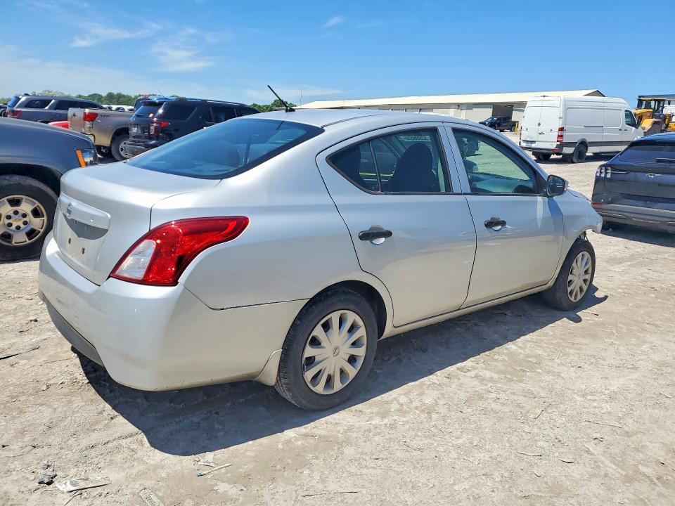52996556 :رقم المزاد ، 3N1CN7AP8GL915553 vin ، 2016 Nissan Versa مزاد بيع