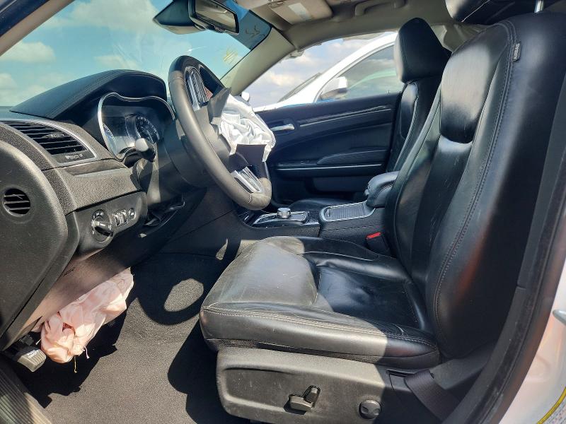 53720406 :رقم المزاد ، 2C3CCASG3NH236945 vin ، 2022 Chrysler 300 مزاد بيع