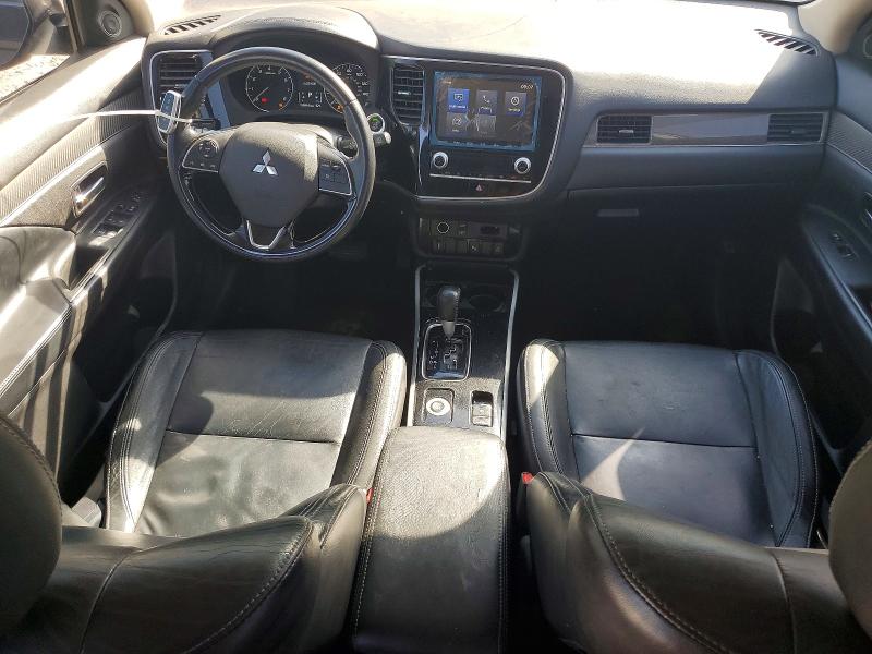 52236056 :رقم المزاد ، JA4AZ3A38LZ020494 vin ، 2020 Mitsubishi Outlander مزاد بيع