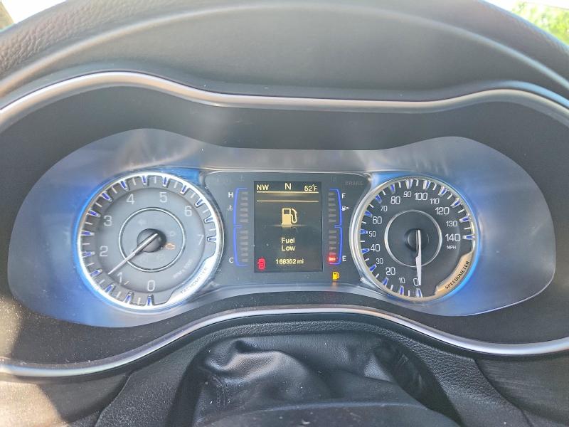 2015 Chrysler 200 მანქანა იყიდება აუქციონზე, vin: 1C3CCCAB4FN758915, აუქციონის ნომერი: 52189156