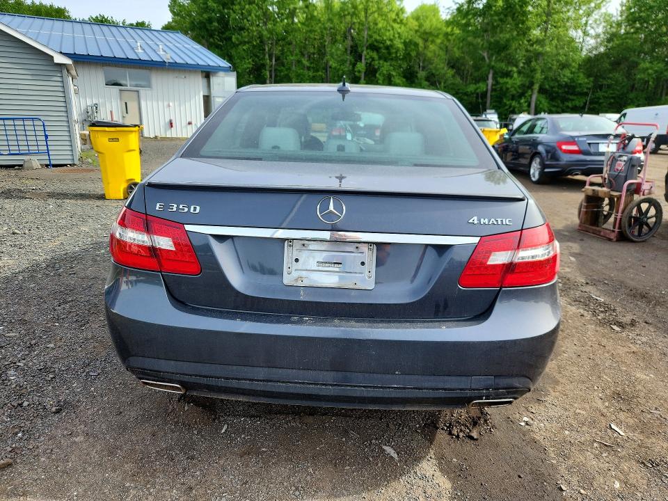54424336 :رقم المزاد ، WDDHF8JB3CA561815 vin ، 2012 Mercedes-benz E مزاد بيع