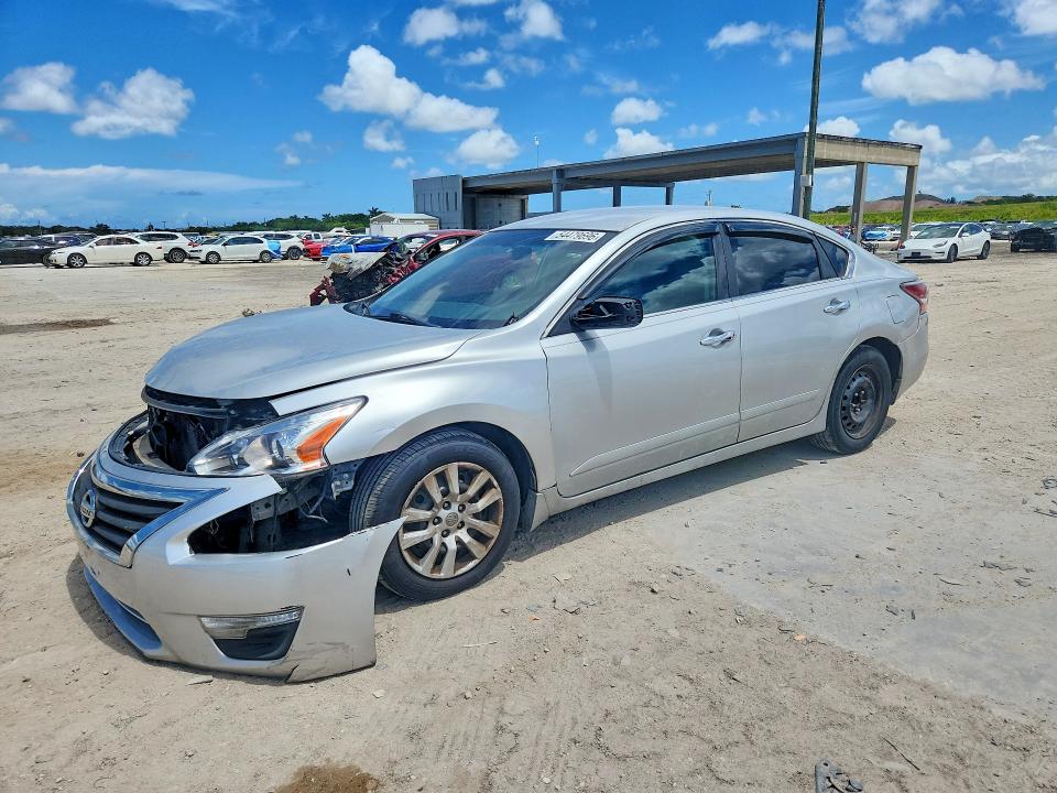 Auction sale of the 2015 Nissan Altima, vin: 1N4AL3AP2FC437746, lot number: 54479696