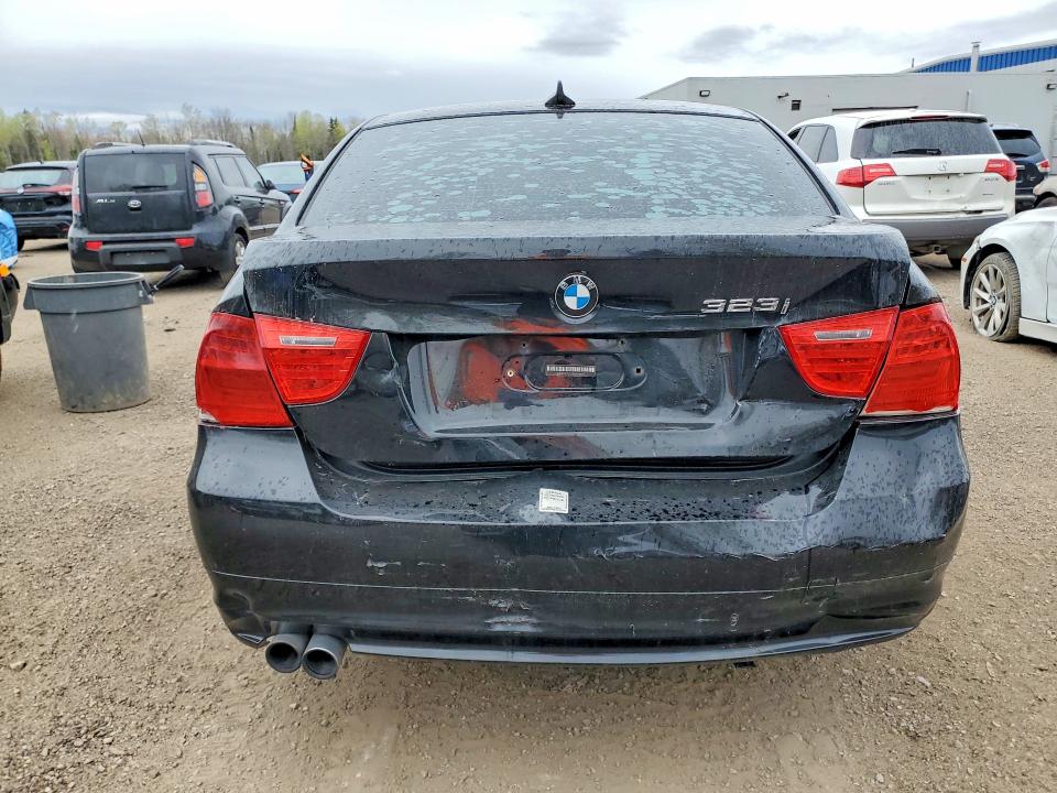 52227846 :رقم المزاد ، WBAPG7C52BA928333 vin ، 2011 Bmw 323 مزاد بيع