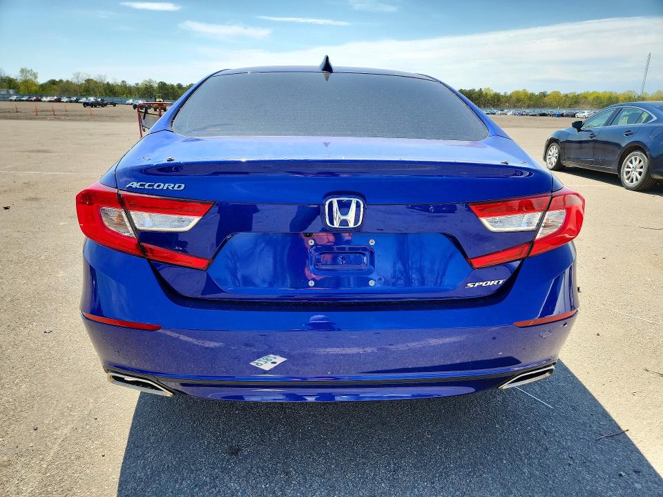 51148246 :رقم المزاد ، 1HGCV1F39NA090614 vin ، 2022 Honda Accord مزاد بيع