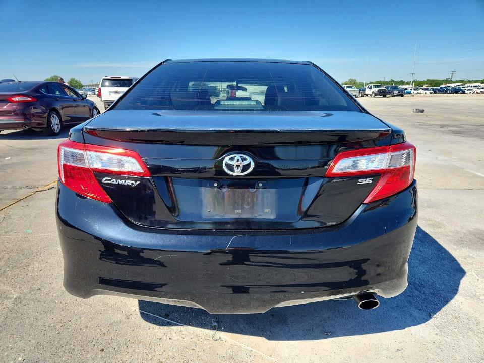 52123926 :رقم المزاد ، 4T1BF1FK1CU179177 vin ، 2012 Toyota Camry مزاد بيع