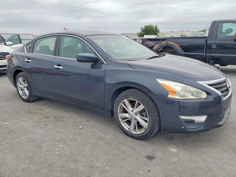 2014 Nissan Altima მანქანა იყიდება აუქციონზე, vin: 1N4AL3AP1EC427661, აუქციონის ნომერი: 52574106