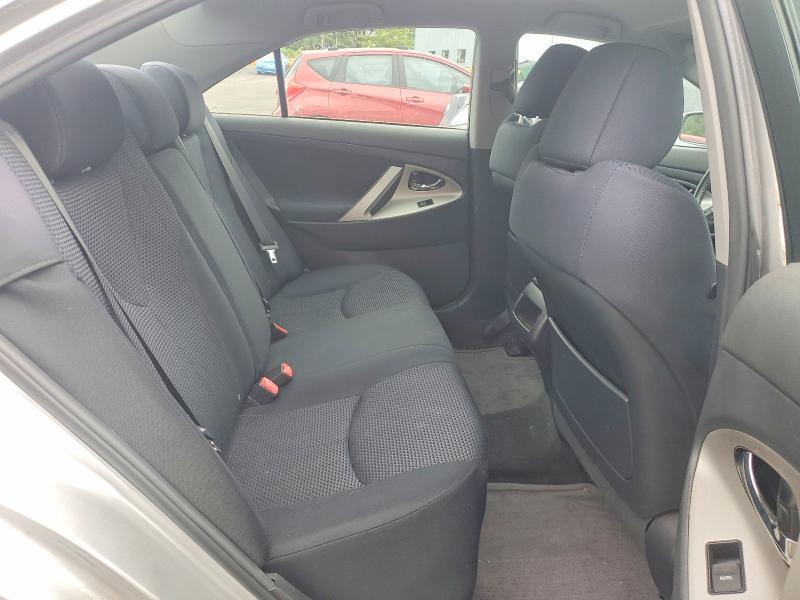 53923826 :رقم المزاد ، 4T1BF3EK7BU124518 vin ، 2011 Toyota Camry مزاد بيع