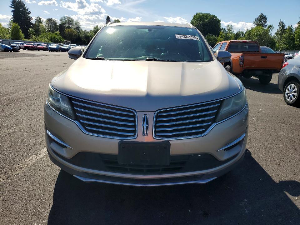 2015 Lincoln Townhouse Mkc მანქანა იყიდება აუქციონზე, vin: 5LMTJ2AH7FUJ20673, აუქციონის ნომერი: 54352316