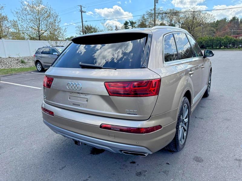 Продажа на аукционе авто 2018 Audi Q7, vin: WA1LAAF70JD001772, номер лота: 52876176