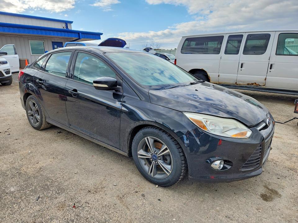 2014 Ford Focus მანქანა იყიდება აუქციონზე, vin: 1FADP3F28EL235944, აუქციონის ნომერი: 52834436