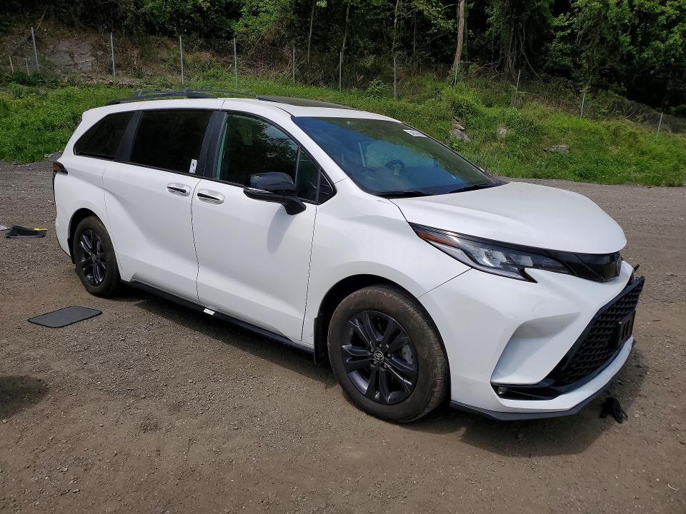 54293666 :رقم المزاد ، 5TDCSKFC0SS209047 vin ، 2025 Toyota Sienna مزاد بيع