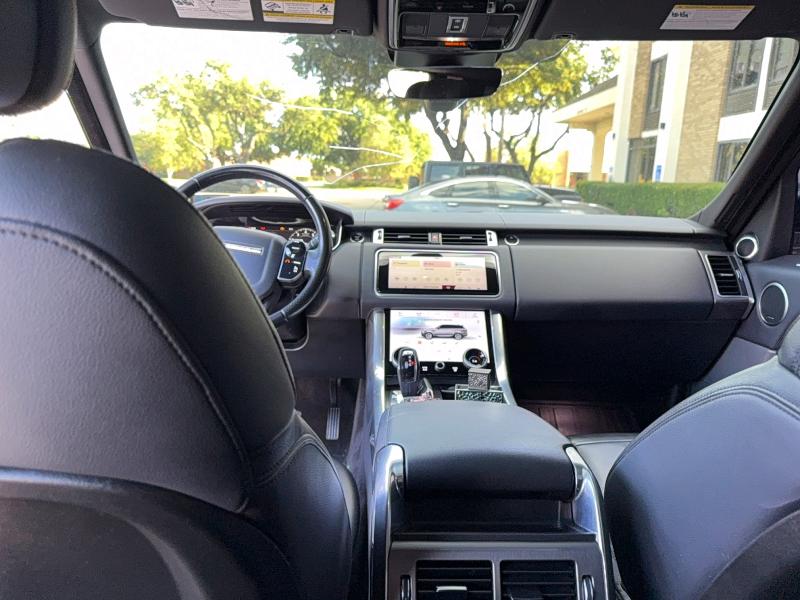 54208806 :رقم المزاد ، SALWG2RV3JA404415 vin ، 2018 Land Rover Range Rover Sport مزاد بيع