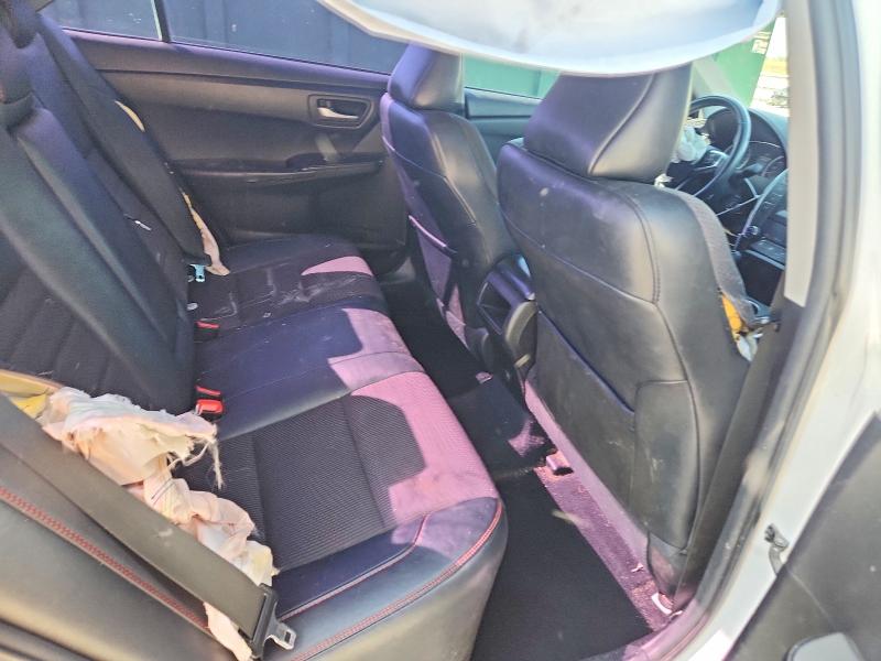 53550366 :رقم المزاد ، 4T1BF1FK3HU722424 vin ، 2017 Toyota Camry مزاد بيع