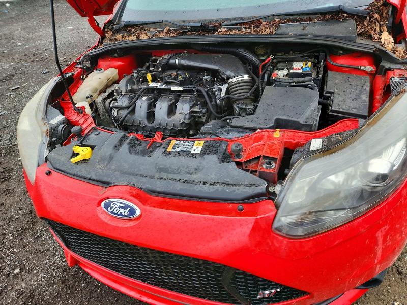 52961786 :رقم المزاد ، 1FADP3L90EL329334 vin ، 2014 Ford Focus مزاد بيع