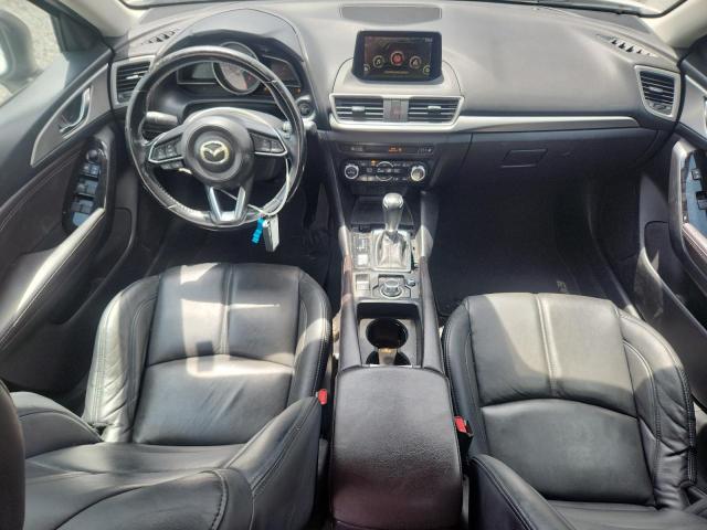 52201406 :رقم المزاد ، 3MZBN1V31JM184217 vin ، 2018 Mazda 3 مزاد بيع