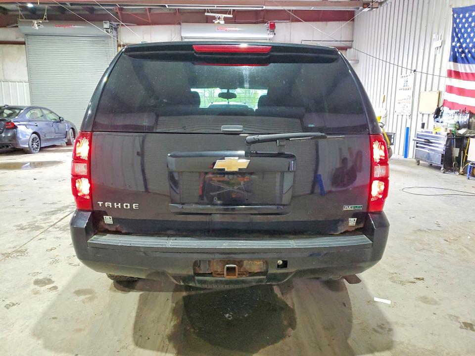 2011 Chevrolet Tahoe მანქანა იყიდება აუქციონზე, vin: 1GNSKAE03BR233555, აუქციონის ნომერი: 53523286