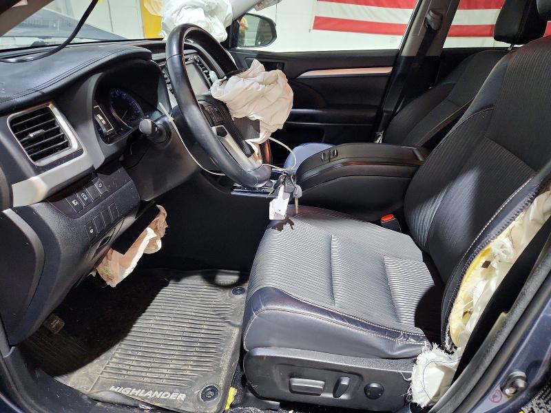 2018 Toyota Highlander მანქანა იყიდება აუქციონზე, vin: 5TDBZRFH0JS860253, აუქციონის ნომერი: 51549746