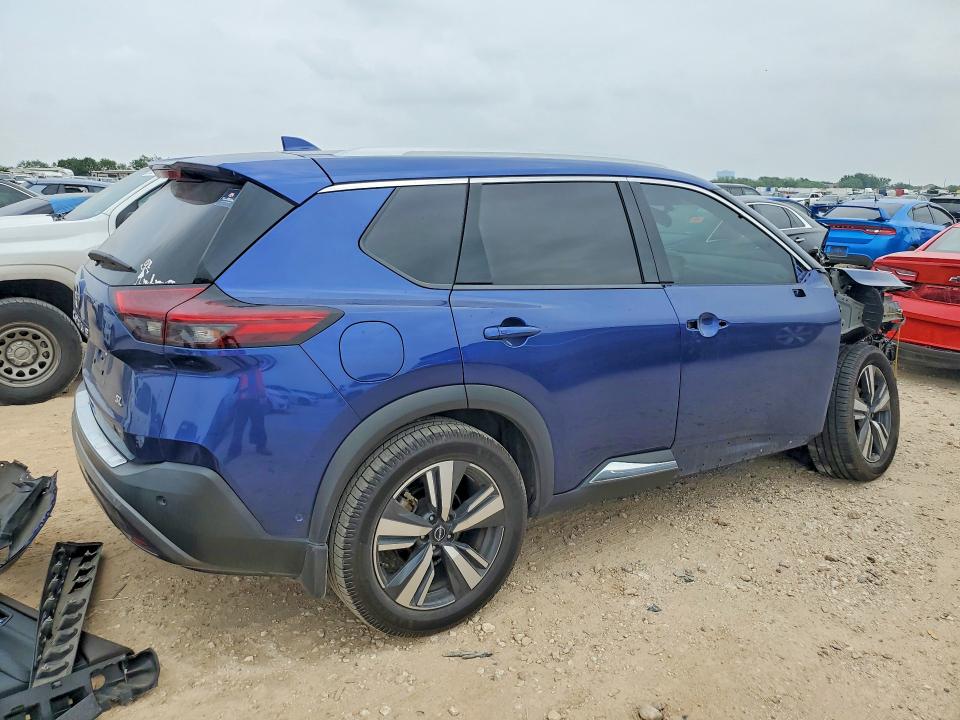 52643396 :رقم المزاد ، 5N1BT3CA3NC707326 vin ، 2022 Nissan Rogue مزاد بيع