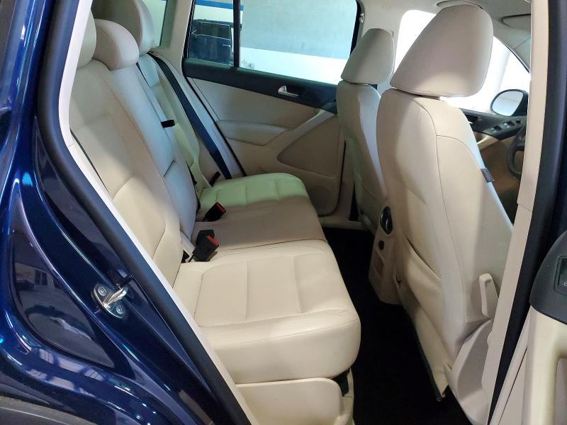 53551506 :رقم المزاد ، WVGAV7AX2CW557256 vin ، 2012 Volkswagen Tiguan مزاد بيع