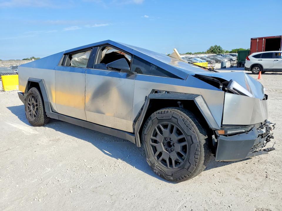 Продажа на аукционе авто 2024 Tesla Cybertruck, vin: 7G2CEHED4RA014209, номер лота: 51329936