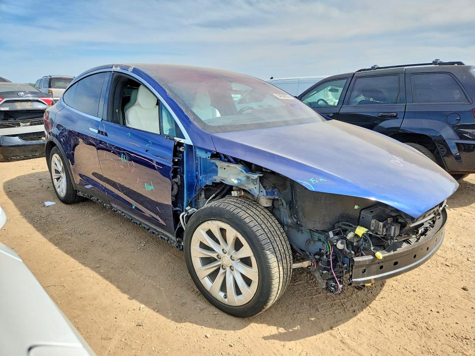 Продаж на аукціоні авто 2016 Tesla Model X, vin: 5YJXCAE23GF011799, номер лоту: 54684556