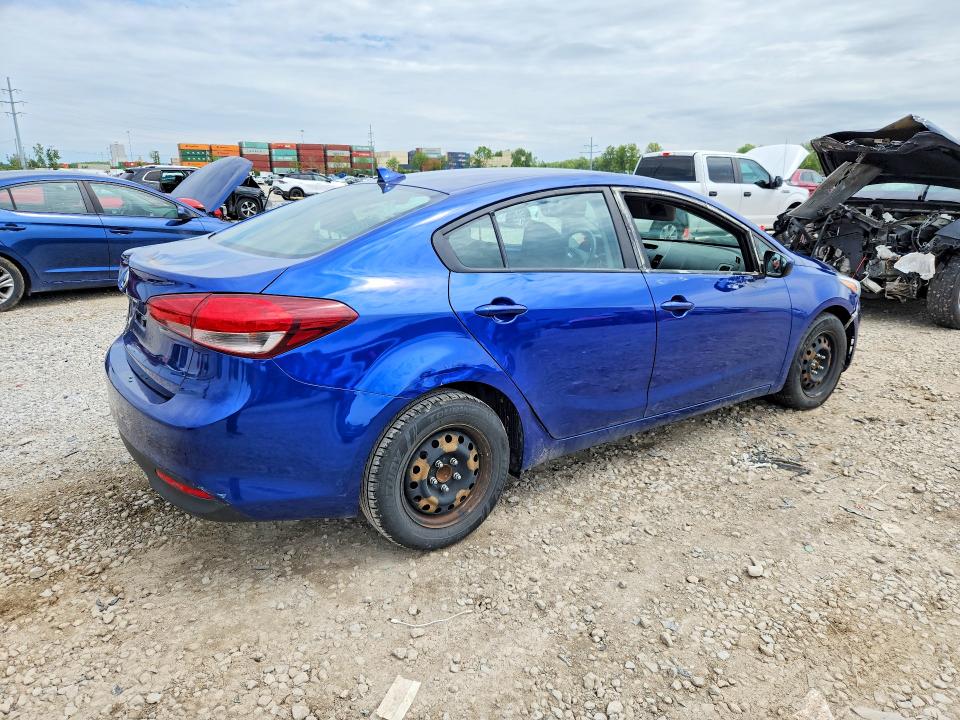 53025956 :رقم المزاد ، 3KPFK4A77HE064787 vin ، 2017 Kia Forte مزاد بيع