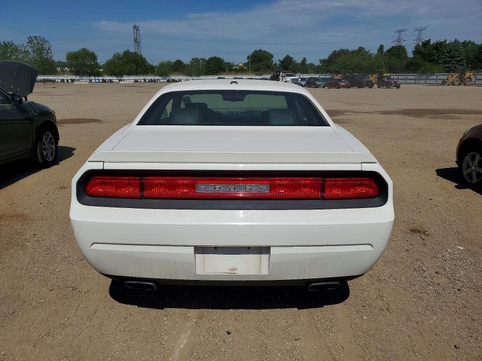 55011326 :رقم المزاد ، 2B3CJ5DT3AH174719 vin ، 2010 Dodge Challenger مزاد بيع