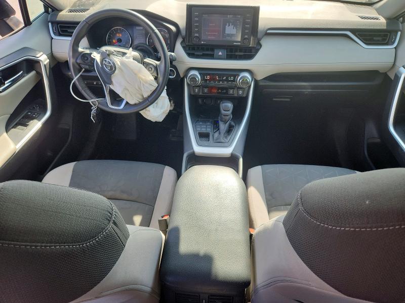 54242256 :رقم المزاد ، 2T3P1RFV2MC150858 vin ، 2021 Toyota Rav4 مزاد بيع