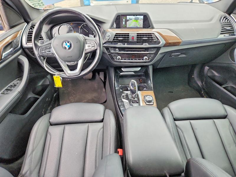 55107296 :رقم المزاد ، 5UXTR9C57JLD71852 vin ، 2018 Bmw X3 مزاد بيع