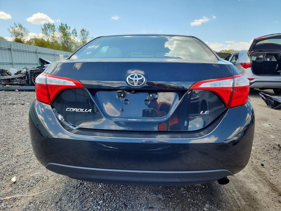 52875136 :رقم المزاد ، 2T1BURHE9FC380018 vin ، 2015 Toyota Corolla مزاد بيع