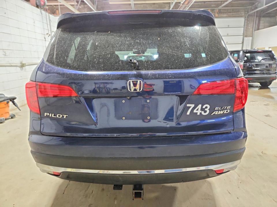 Продажа на аукционе авто 2018 Honda Pilot, vin: 5FNYF6H07JB023268, номер лота: 53969826