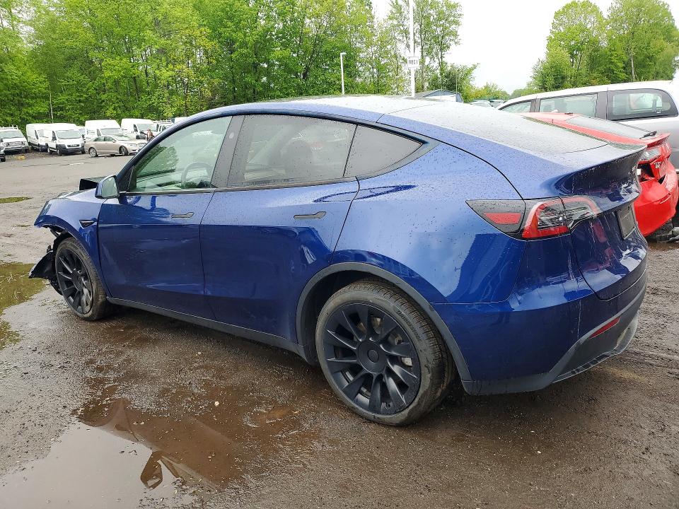 2024 Tesla Model Y მანქანა იყიდება აუქციონზე, vin: 7SAYGDEEXRA274699, აუქციონის ნომერი: 52746156