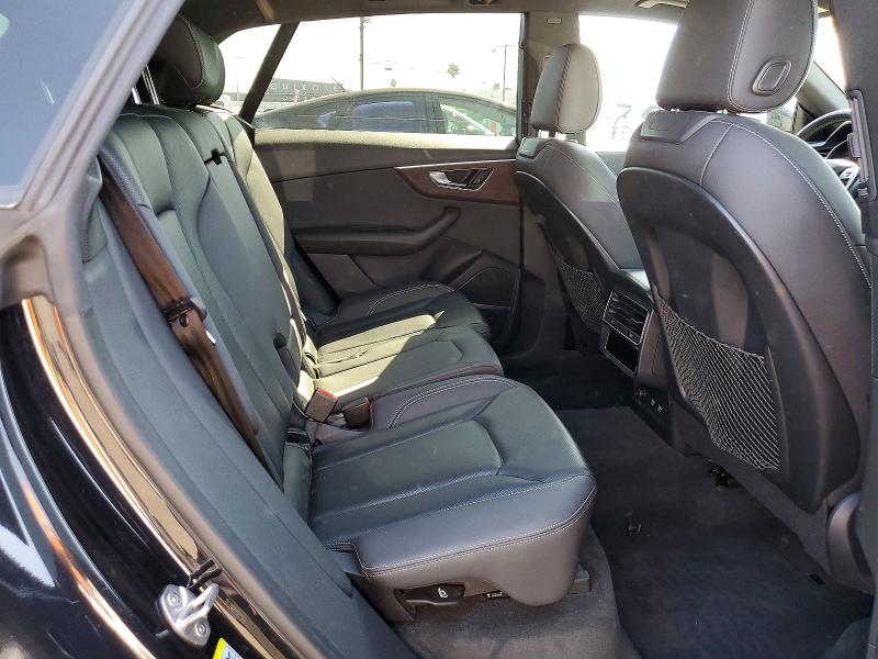 54263146 :رقم المزاد ، WA1EVAF12KD040521 vin ، 2019 Audi Q8 مزاد بيع