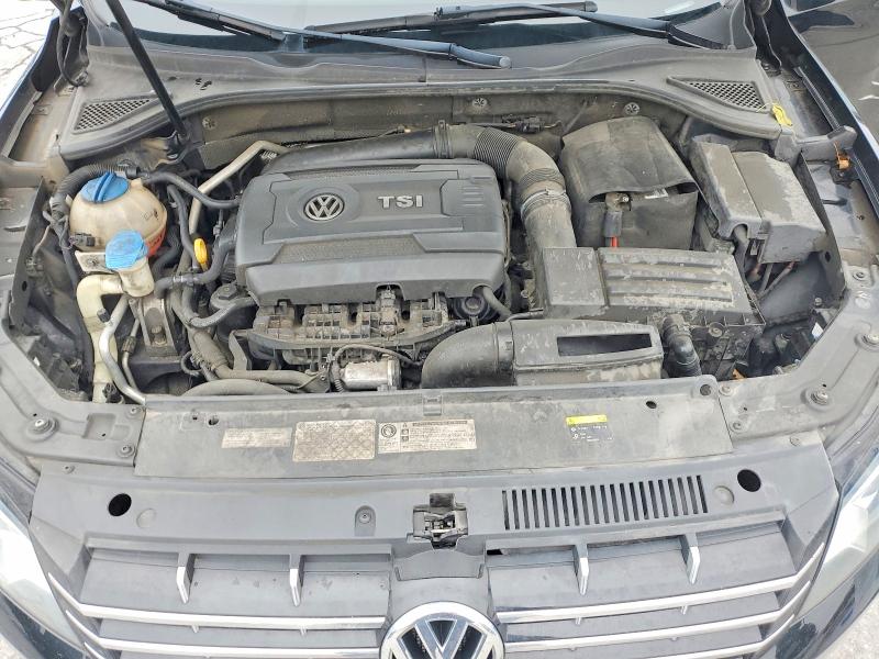 52718606 :رقم المزاد ، 1VWAT7A36FC100394 vin ، 2015 Volkswagen Passat مزاد بيع