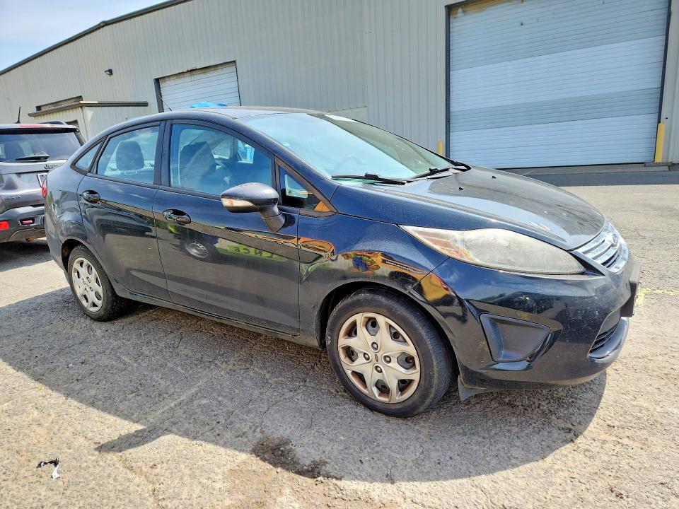51900926 :رقم المزاد ، 3FADP4BJ2DM129506 vin ، 2013 Ford Fiesta مزاد بيع