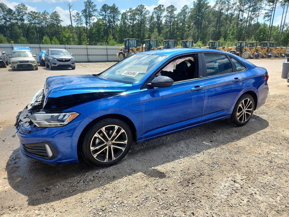 Продажа на аукционе авто 2023 Volkswagen Jetta, vin: 3VWBM7BU8PM016067, номер лота: 53905096