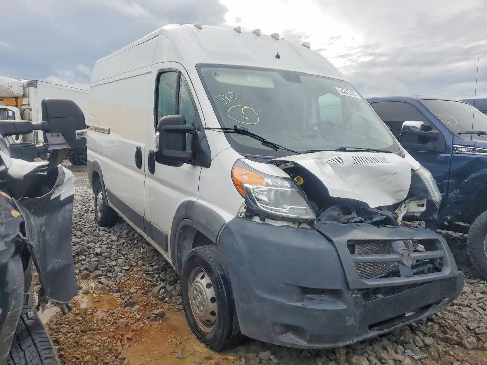 54875356 :رقم المزاد ، 3C6TRVCGXJE112975 vin ، 2018 Ram Promaster 2500 مزاد بيع