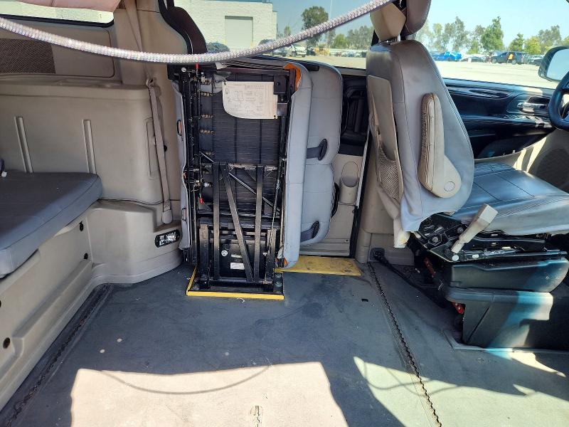 2017 Dodge Grand Caravan მანქანა იყიდება აუქციონზე, vin: 2C4RDGBG7HR784208, აუქციონის ნომერი: 53141616