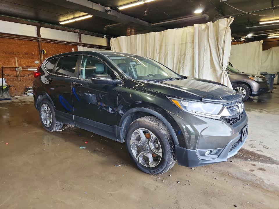 54855626 :رقم المزاد ، 7FARW2H85JE045051 vin ، 2018 Honda Cr-v مزاد بيع