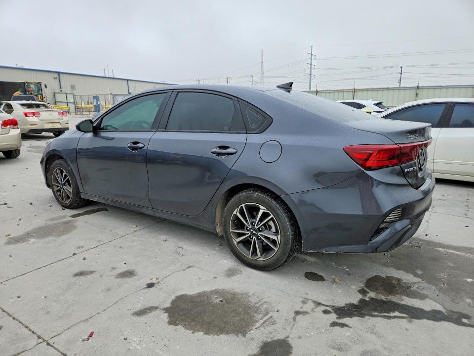 53781986 :رقم المزاد ، 3KPF24AD9PE524777 vin ، 2023 Kia Forte مزاد بيع