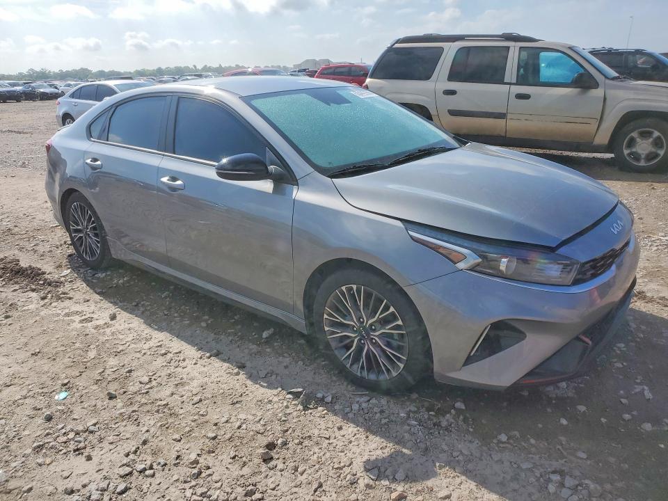 55442266 :رقم المزاد ، 3KPF54AD8NE481652 vin ، 2022 Kia Forte مزاد بيع