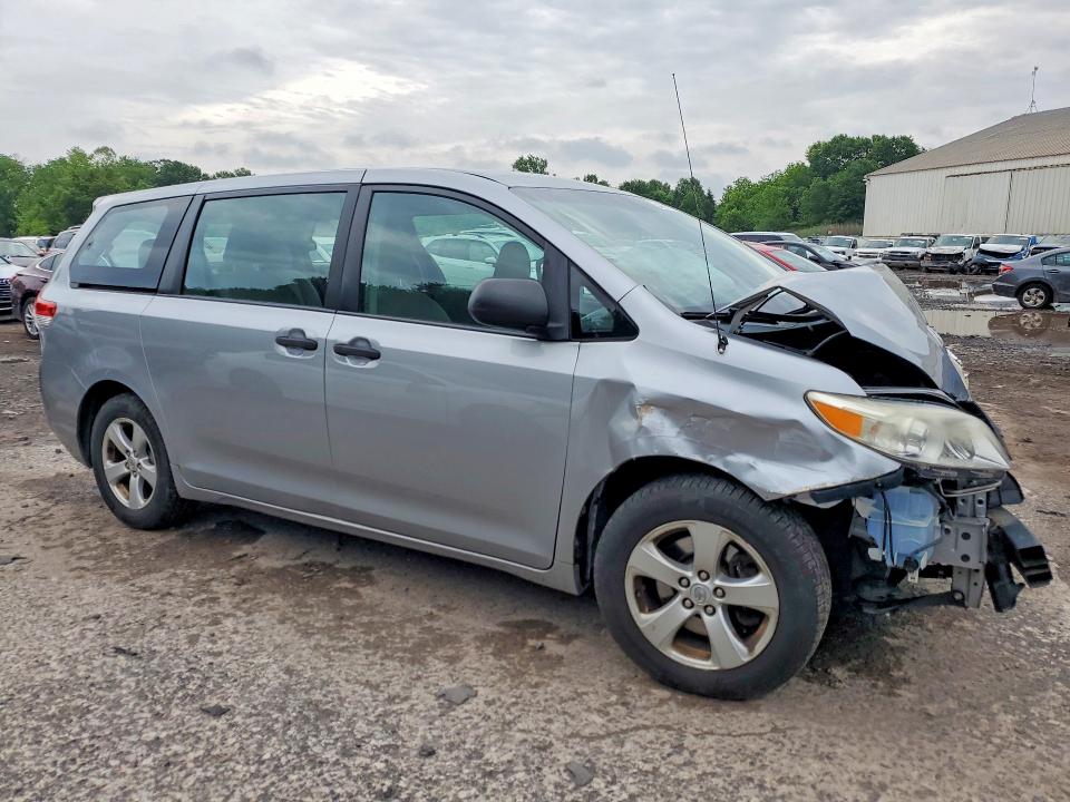 Продаж на аукціоні авто 2013 Toyota Sienna, vin: 5TDZK3DC6DS320840, номер лоту: 54500176