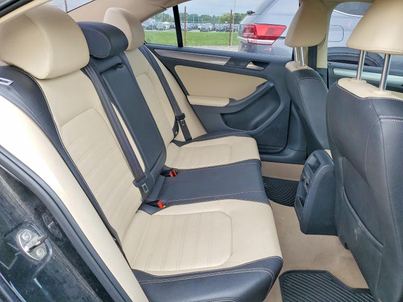 53733146 :رقم المزاد ، 3VWLP7AJ9CM413266 vin ، 2012 Volkswagen Jetta مزاد بيع