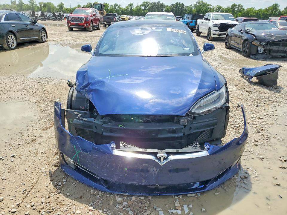 55130146 :رقم المزاد ، 5YJSA1E23LF389017 vin ، 2020 Tesla Model S مزاد بيع