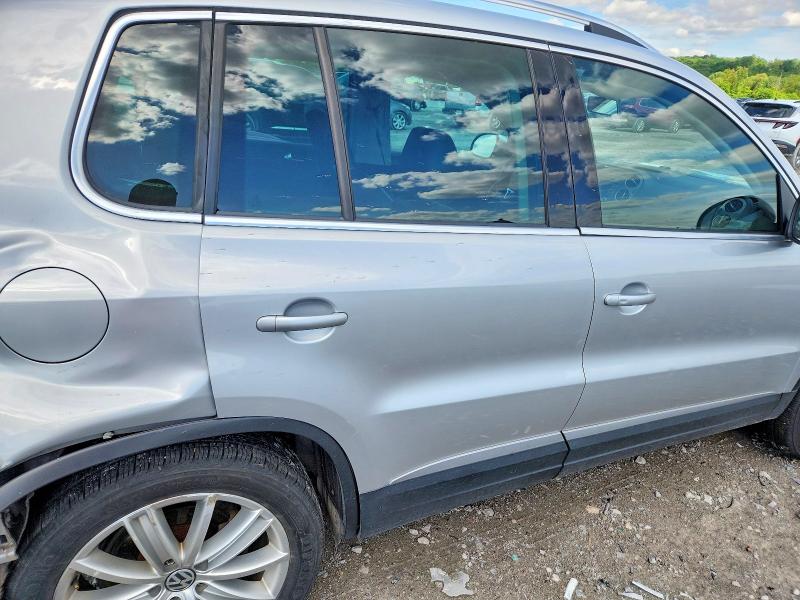 Продажа на аукционе авто 2015 Volkswagen Tiguan, vin: WVGAV7AX1FW516704, номер лота: 52434656