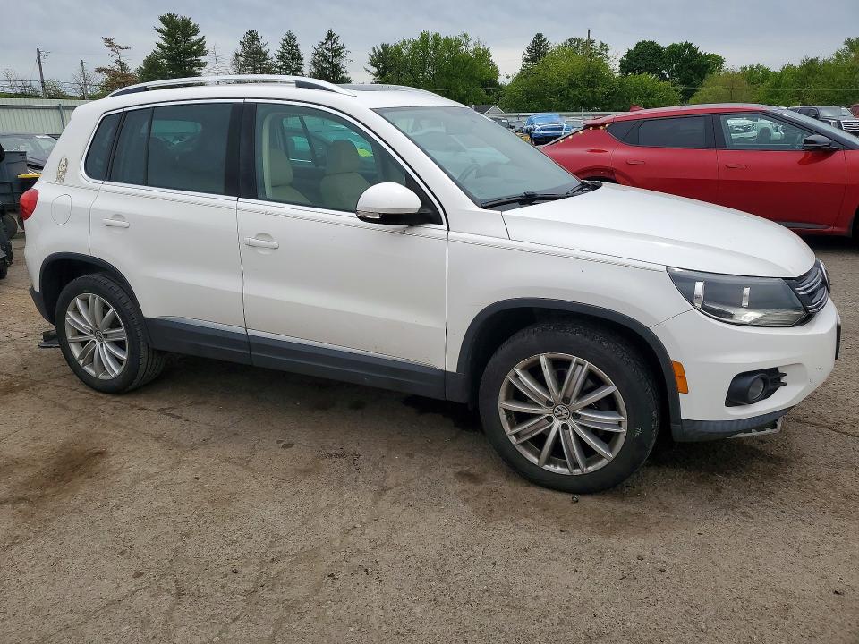 2013 Volkswagen Tiguan მანქანა იყიდება აუქციონზე, vin: WVGBV3AX9DW607830, აუქციონის ნომერი: 53264886