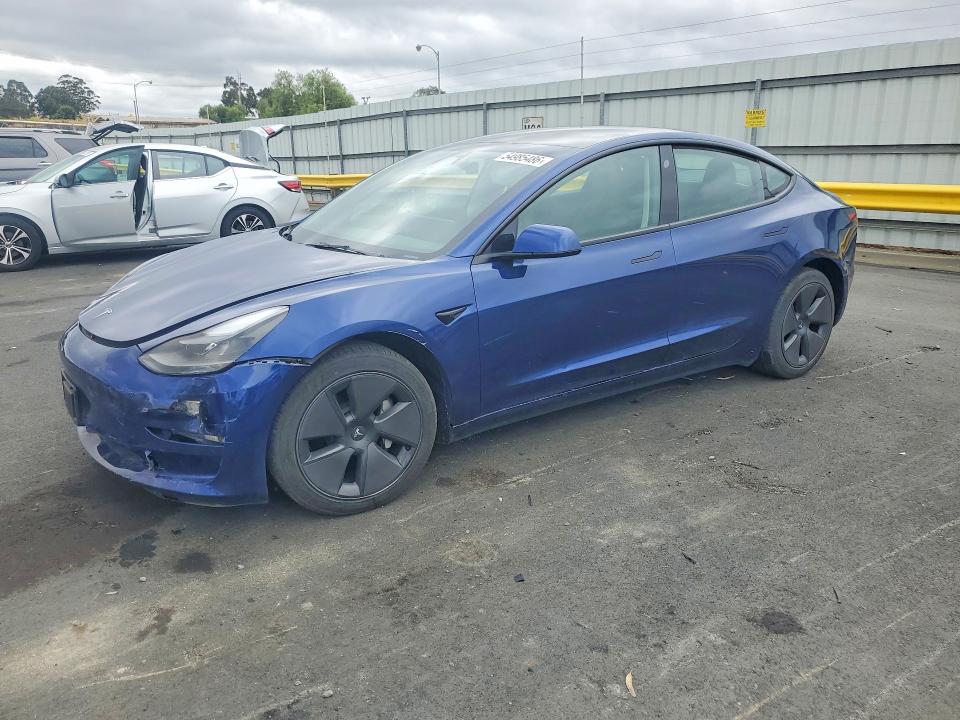 54985486 :رقم المزاد ، 5YJ3E1EA0PF696652 vin ، 2023 Tesla Model 3 مزاد بيع
